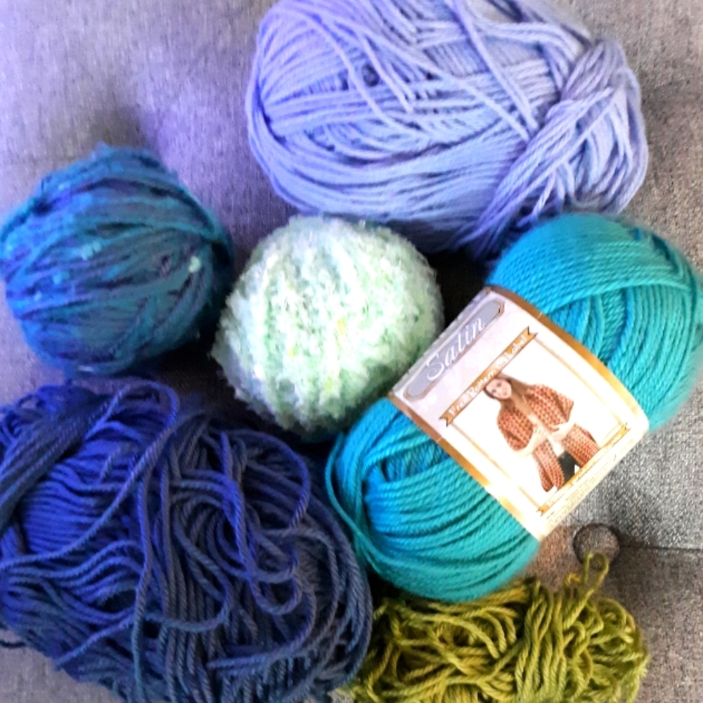 NEW! BERNAT SATIN YARN BUNDLE BLUE, PURPLE, GREEN & FUZZY MULTI BALLS